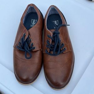 London Underground boys dress shoes